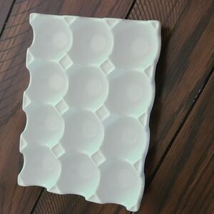 Food Network egg holder